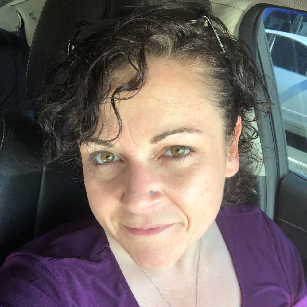 Meet your Posher, Jennifer